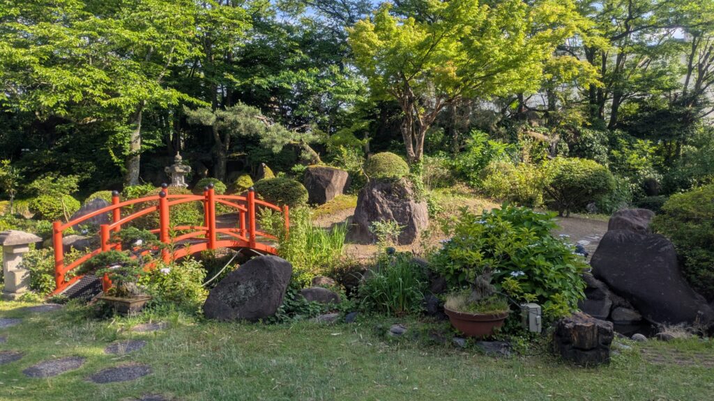 月岡温泉 風鈴屋の庭園